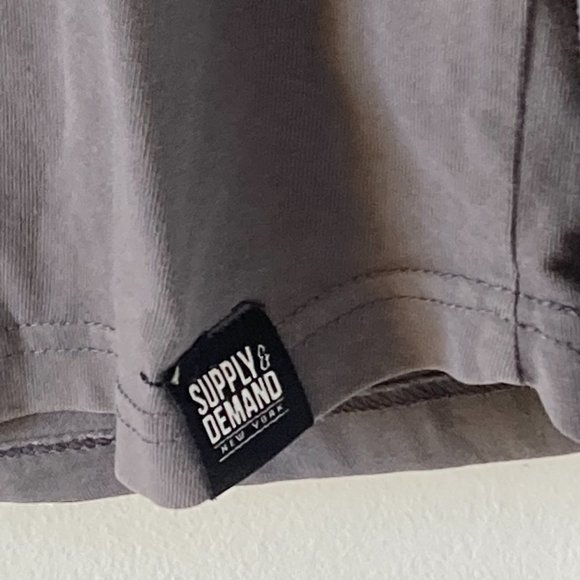 Supply & Demand Men's Charcoal Grey Long Sleeves Flower Pattern T-Shirt M - Picture 10 of 11